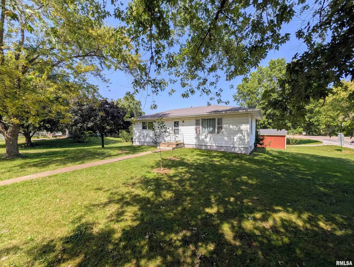 310 E HICKORY ST, Industry, IL 61440