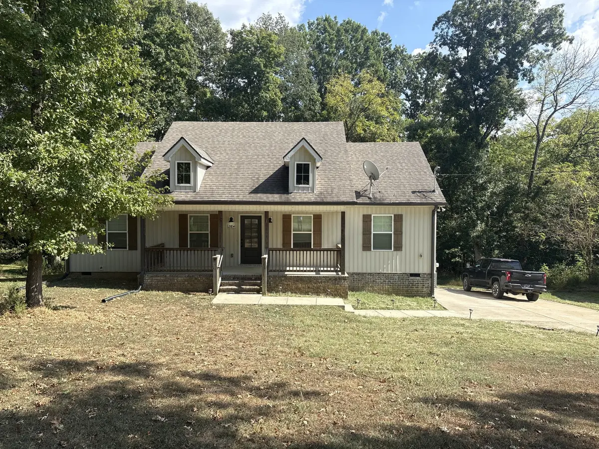 2704 Brent Cir, Cornersville, TN 37047