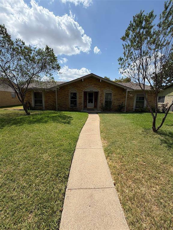 2317 Glenbrook Meadows Drive, Garland, TX 75040