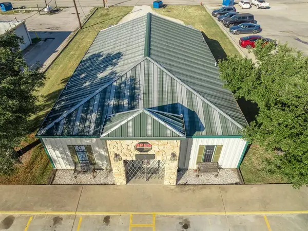 1225 N Brazos Street N, Whitney, TX 76692