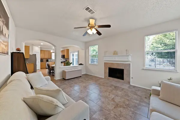 11005 Fawn Valley Drive, Fort Worth, TX 76140