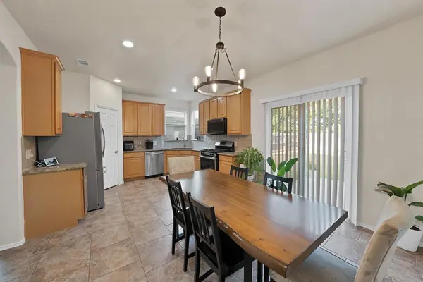 11005 Fawn Valley Drive, Fort Worth, TX 76140