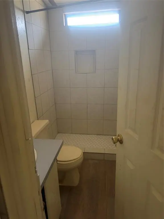 5518 Water View Drive, Granbury, TX 76048