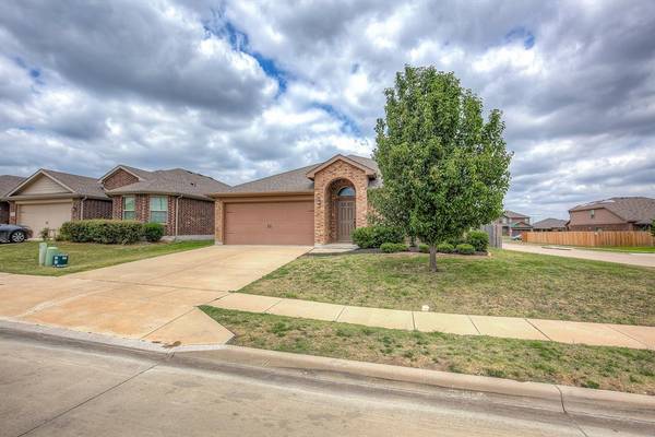 6300 Leaping Fawn Drive, Fort Worth, TX 76179