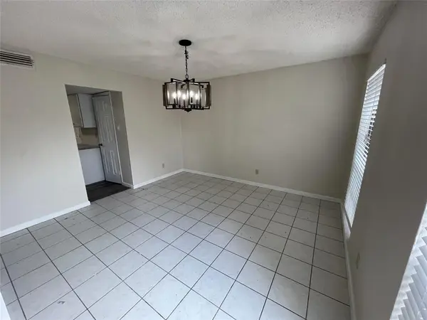 6305 Barcelona Drive, Arlington, TX 76016