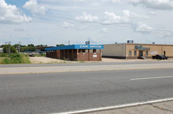 1826 North Market, Shreveport, LA 71107