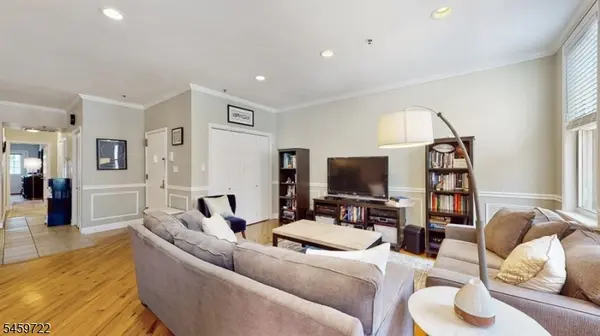 523 Monroe St #2, Hoboken City, NJ 07030