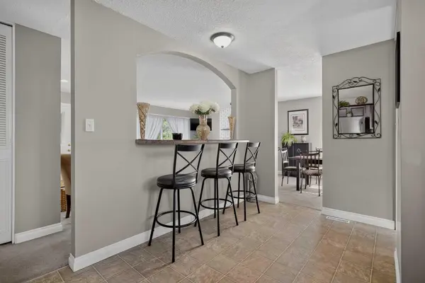 131 Cedarpark DR SW, Calgary, AB T2W2J2