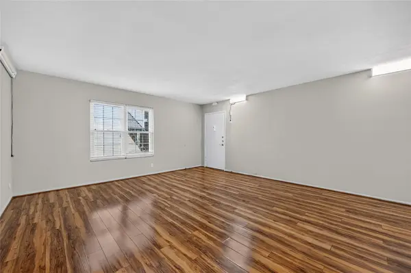 910 Duncan LN #25, Austin, TX 78705