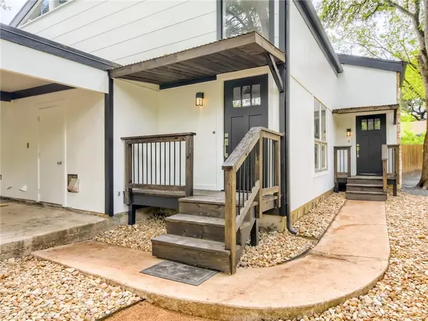 1913 Lightsey RD #A, Austin, TX 78704