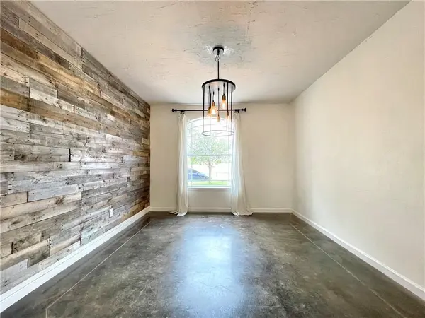 1060 W South ST, Leander, TX 78641