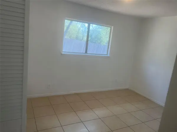 5213 Village PATH, Austin, TX 78744