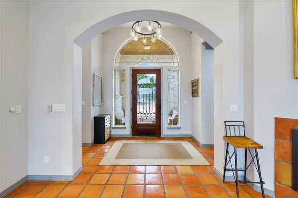7304 Matisse Pointe DR, Jonestown, TX 78645