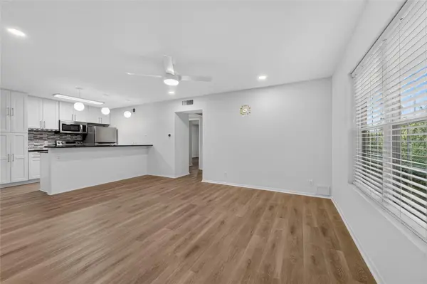 910 Duncan LN #6, Austin, TX 78705