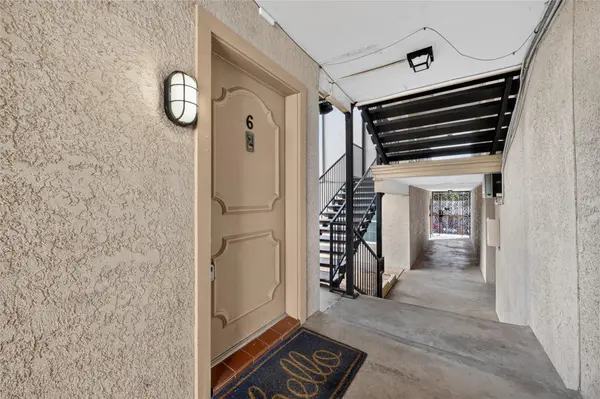 910 Duncan LN #6, Austin, TX 78705
