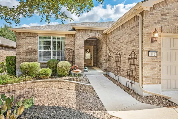 102 Trinity LN, Georgetown, TX 78633