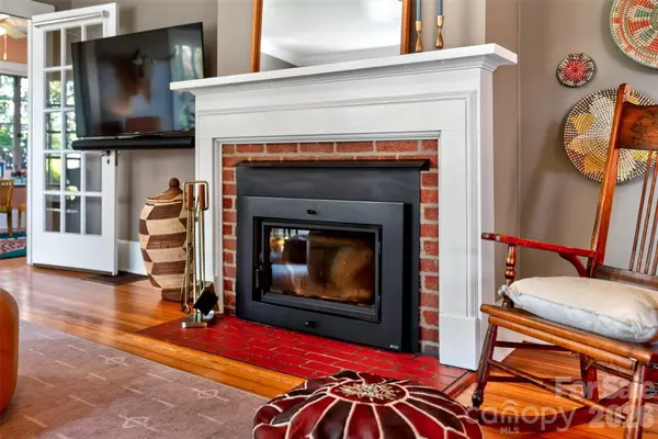 109 1st ST, Black Mountain, NC 28711