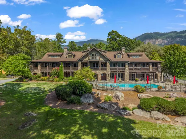 121 Firefly CV #204, Lake Lure, NC 28746