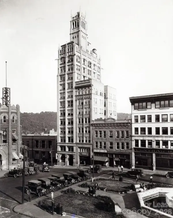 18 S Pack SQ #403, Asheville, NC 28801