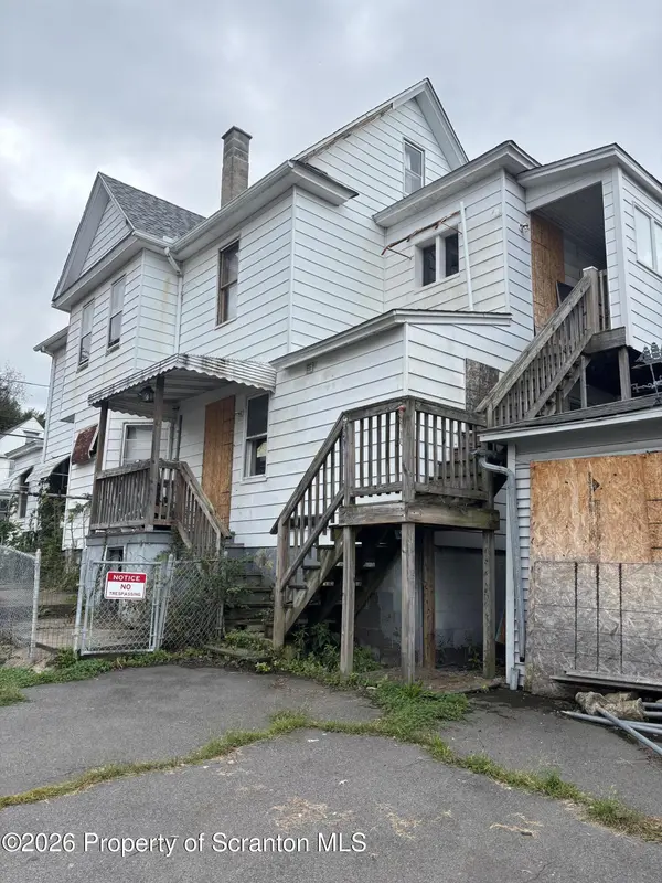 702 Crown AVE, Scranton, PA 18505