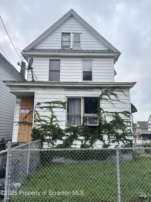 702 Crown AVE, Scranton, PA 18505