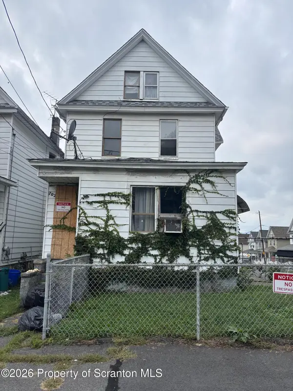 702 Crown AVE, Scranton, PA 18505