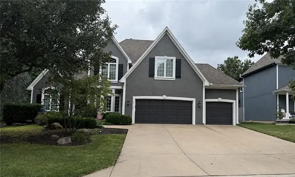 14175 W 141st TER, Olathe, KS 66062