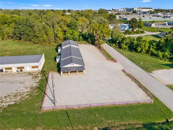 200 N Centennial BLVD, Nevada, MO 64772