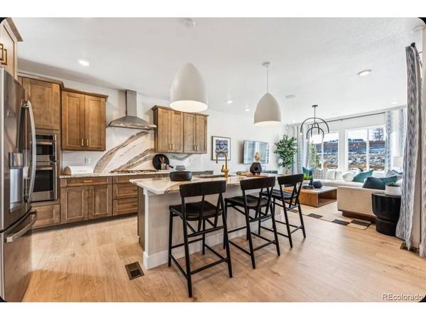 17226 W 92nd, Arvada, CO 80007