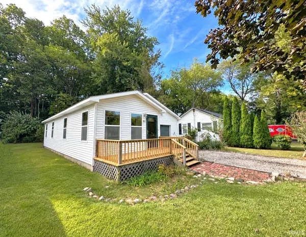 822 Bluewater DR, Monticello, IN 47960