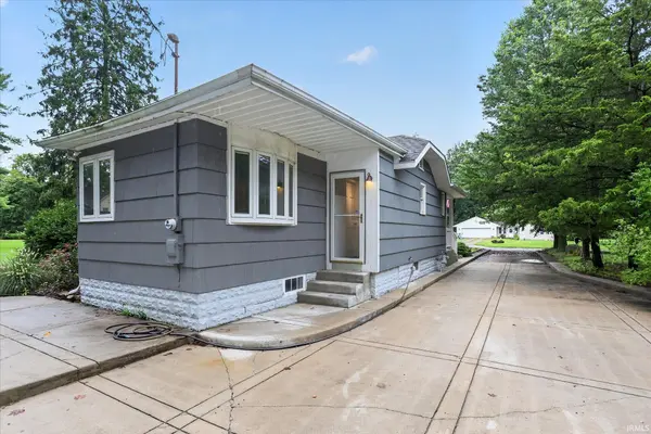 25520 Country Club DR, South Bend, IN 46619-4552