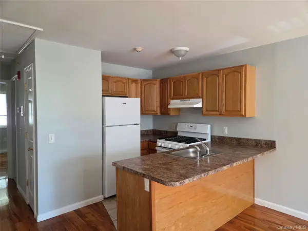 12 Pavilion RD #5, Suffern, NY 10901