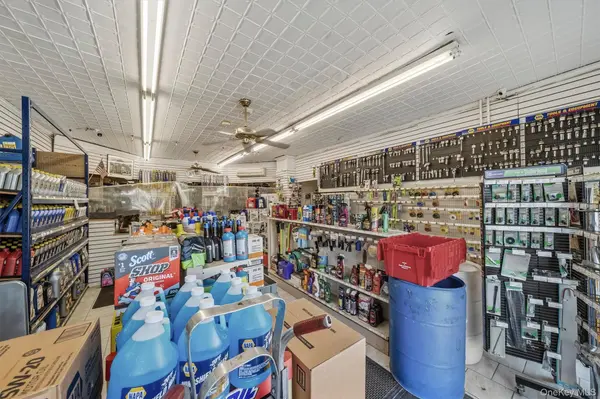 3 E Main ST, Washingtonville, NY 10992