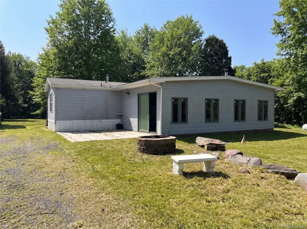 162 Old State Route 52, Woodbourne, NY 12788