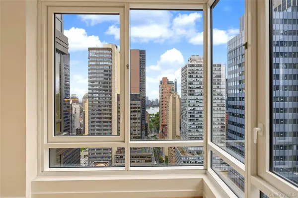 135 E 47th ST #30C, New York (manhattan), NY 10017