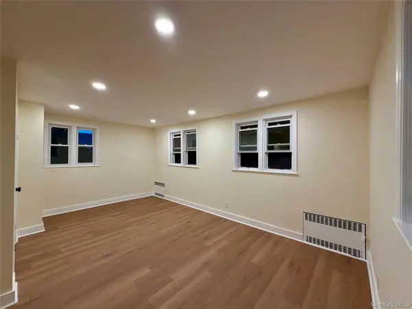 116 Alexander AVE, Yonkers, NY 10704