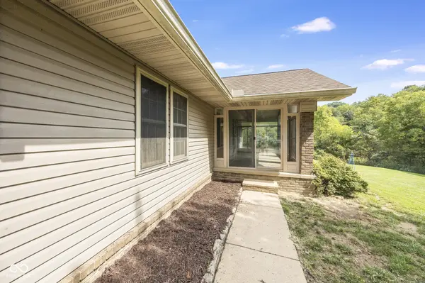 22110 Beacon ST, Metamora, IN 47030