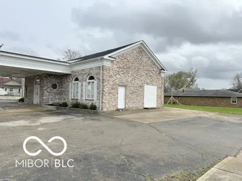 809 E 8th ST, Anderson, IN 46012