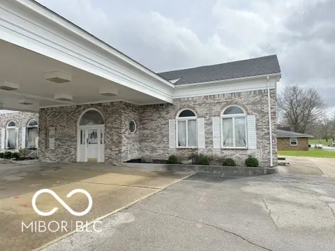 809 E 8th ST, Anderson, IN 46012