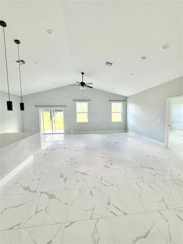 536 SUNSET RD N, Rotonda West, FL 33947