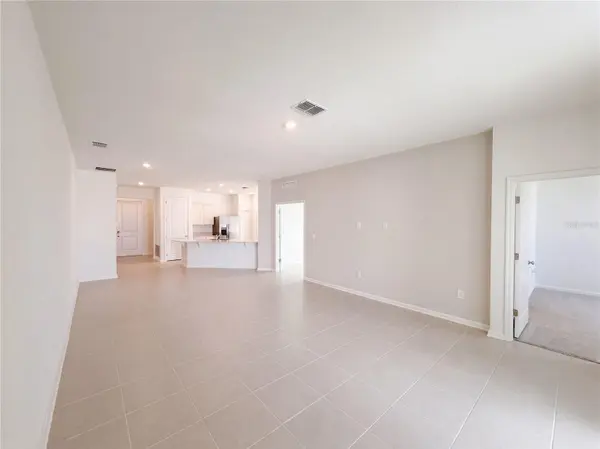 1520 REDWOOD LN #M, Haines City, FL 33844