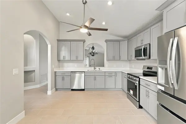 941 VINDALE RD, Tavares, FL 32778