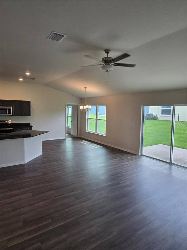 608 W WALKERTOWN, Citrus Springs, FL 34434