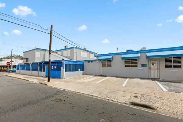 WC-33, WC-34 HOSTOS AVE., Bayamon, PR 00956