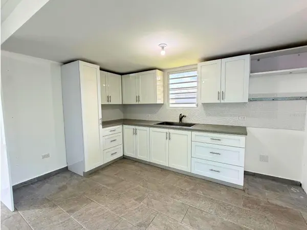 URB EL SENORIAL CALLE AZORIN #307, San Juan, PR 00926