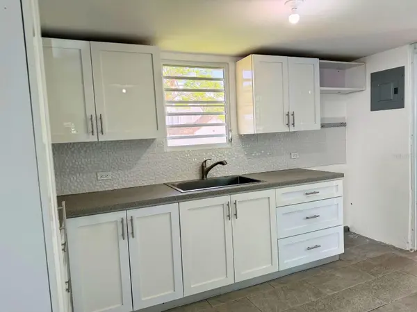 URB EL SENORIAL CALLE AZORIN #307, San Juan, PR 00926