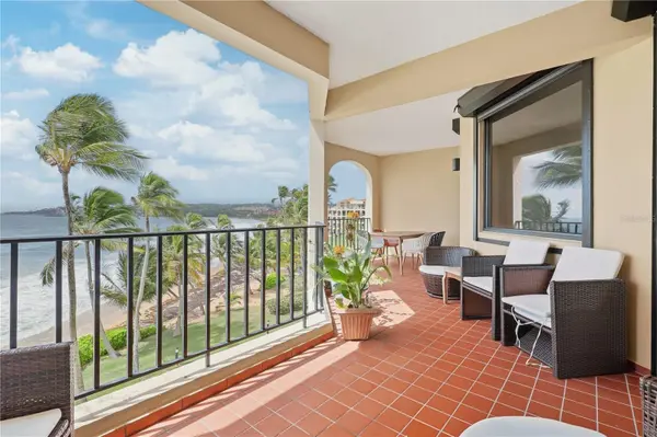 190 CANDELERO DR #264, Humacao, PR 00791
