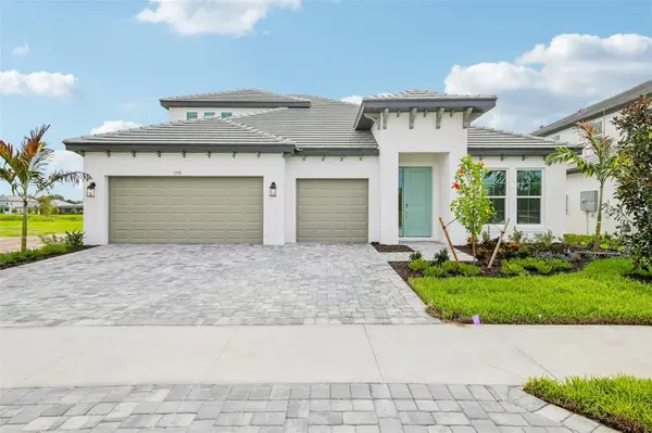 7574 HAWKSTONE DR, Sarasota, FL 34241