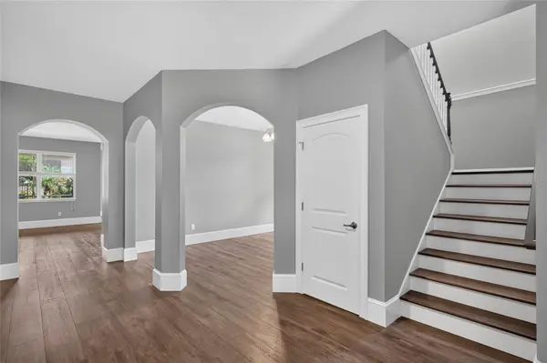 15718 STARLING DALE LN, Lithia, FL 33547