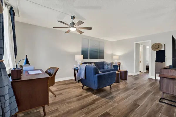 5095 BAY ST NE #107, St Petersburg, FL 33703